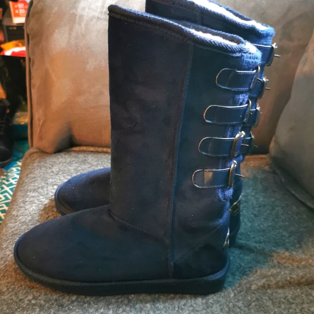 Perry's boots